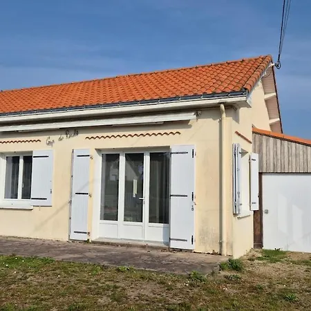 بيت للعطل Maison Avec Jardin A