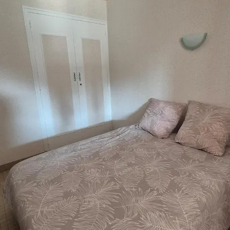 بيت للعطل Maison Avec Jardin A بورنيك